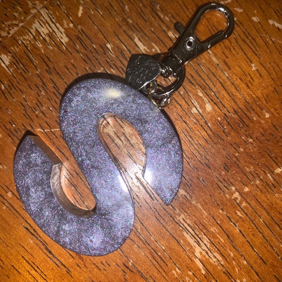 Customized Keychains - Picture 10 of 11
